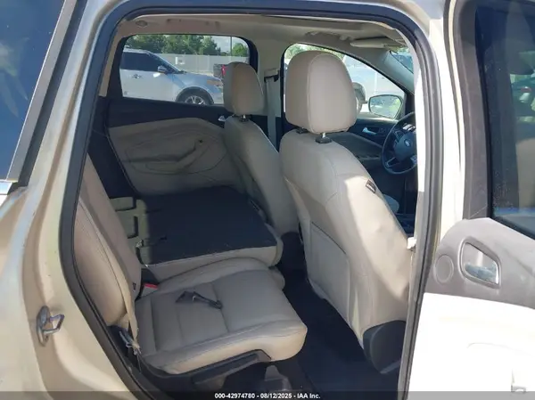 1FMCU0J99HUA03820 2017 FORD ESCAPE - Image 8