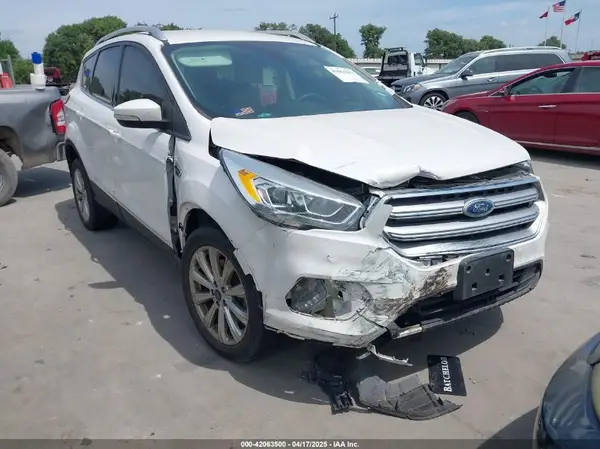 1FMCU0J99HUA60874 2017 FORD ESCAPE - Image 1