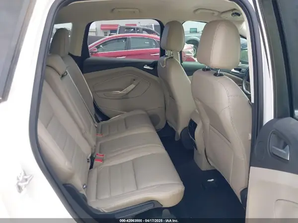 1FMCU0J99HUA60874 2017 FORD ESCAPE - Image 8