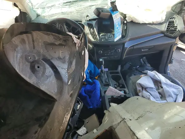 1FMCU0J99HUA61796 2017 FORD ESCAPE - Image 8
