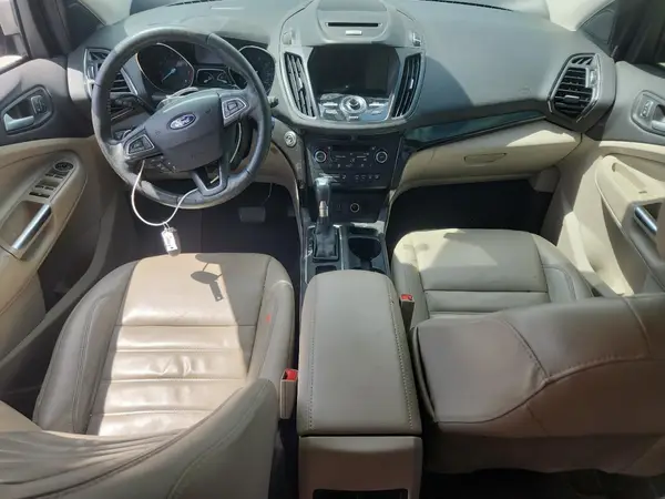 1FMCU0J99HUA75956 2017 FORD ESCAPE - Image 4
