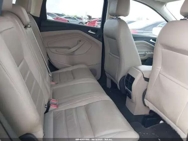1FMCU0J99HUA96063 2017 FORD ESCAPE - Image 8