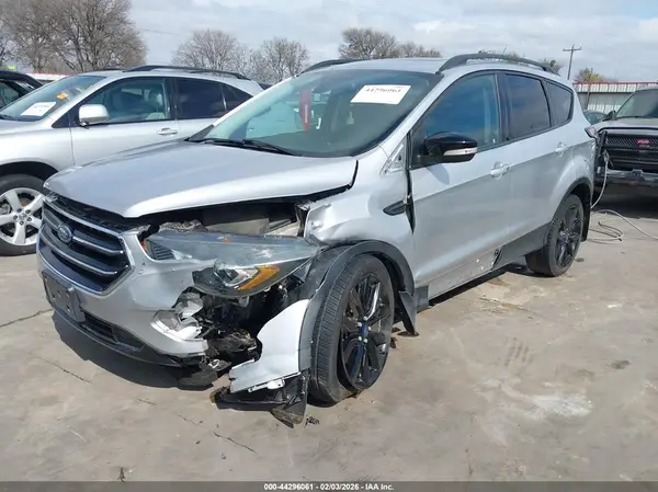 1FMCU0J99HUB91285 2017 FORD ESCAPE - Image 2