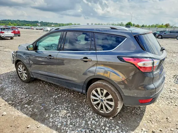 1FMCU0J99HUC13561 2017 FORD ESCAPE - Image 2