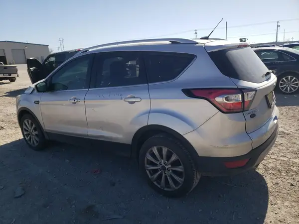 1FMCU0J99HUC13866 2017 FORD ESCAPE - Image 2