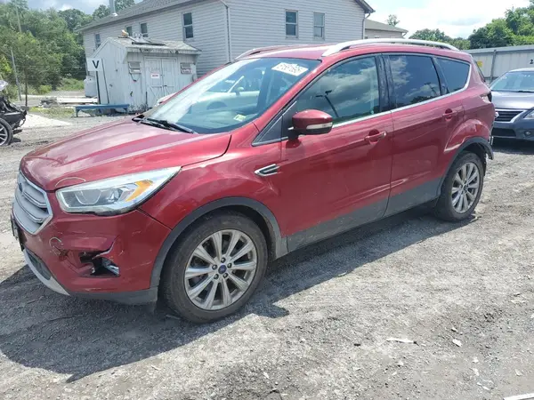 1FMCU0J99HUC56121 2017 FORD ESCAPE - Image 1