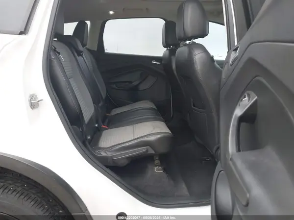 1FMCU0J99HUD10341 2017 FORD ESCAPE - Image 8