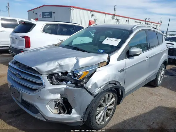 1FMCU0J99HUF11169 2017 FORD ESCAPE - Image 2
