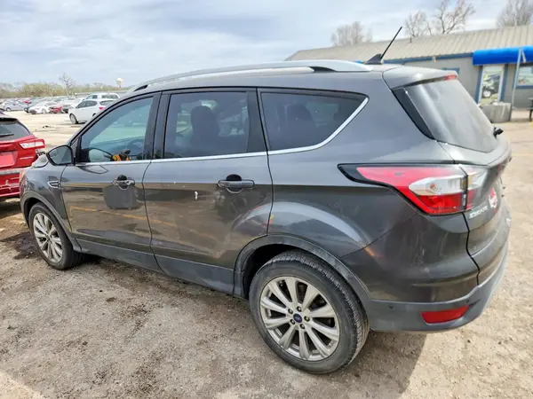 1FMCU0J99JUB16785 2018 FORD ESCAPE - Image 2