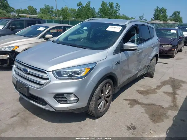 1FMCU0J99JUC85530 2018 FORD ESCAPE - Image 2