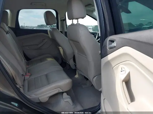 1FMCU0J9XGUA17434 2016 FORD ESCAPE - Image 8