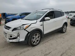 1FMCU0J9XGUA97656 2016 FORD ESCAPE