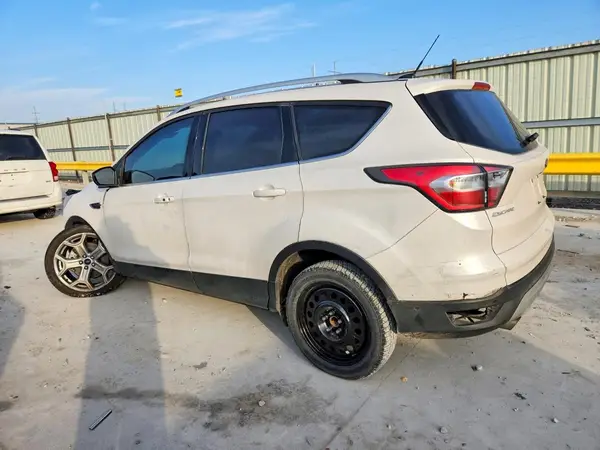 1FMCU0J9XHUB16000 2017 FORD ESCAPE - Image 2