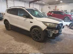 1FMCU0J9XHUB64967 2017 FORD ESCAPE