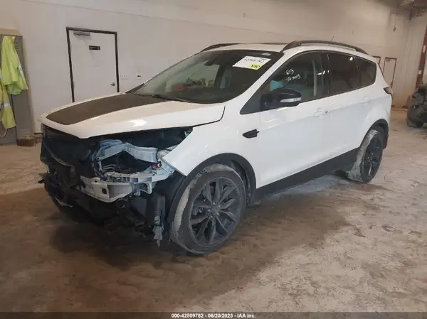 1FMCU0J9XHUB64967 2017 FORD ESCAPE - Image 2