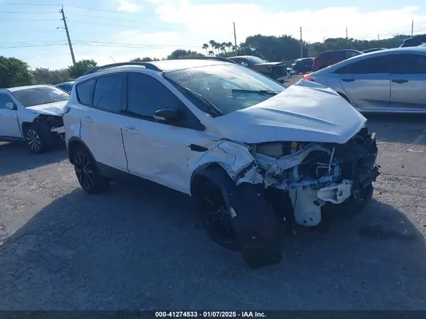1FMCU0J9XHUB85995 2017 FORD ESCAPE - Image 1