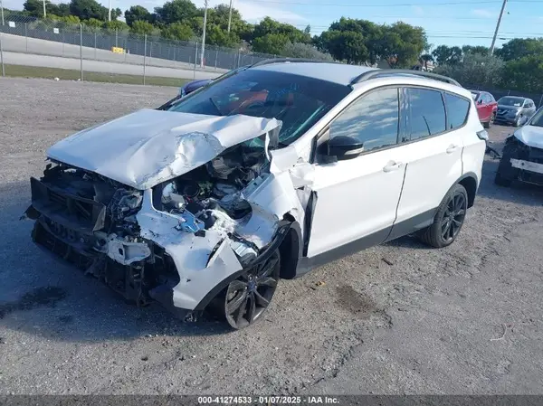 1FMCU0J9XHUB85995 2017 FORD ESCAPE - Image 2