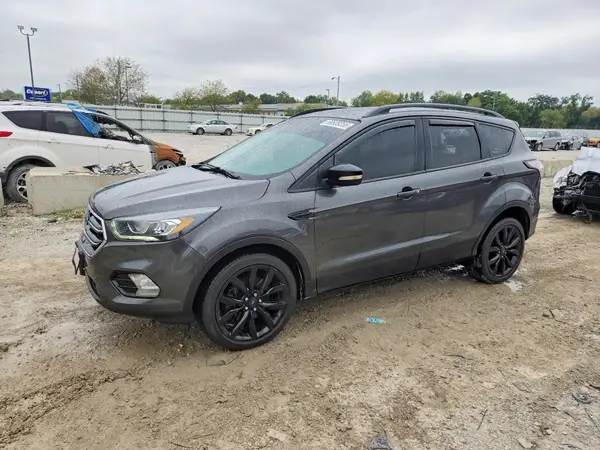 1FMCU0J9XHUD39332 2017 FORD ESCAPE - Image 1