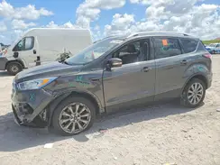 1FMCU0J9XHUF02772 2017 FORD ESCAPE