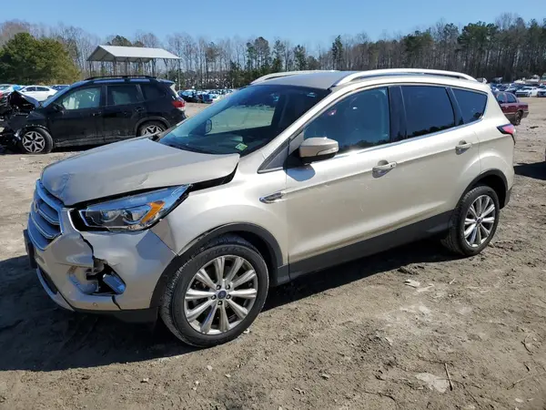1FMCU0J9XHUF10015 2017 FORD ESCAPE - Image 1