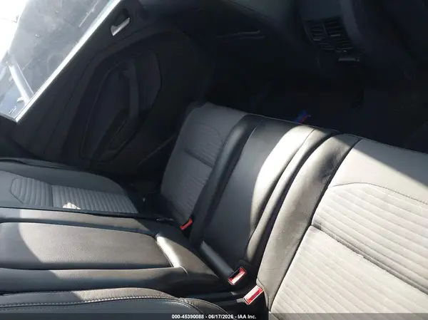 1FMCU0J9XHUF10645 2017 FORD ESCAPE - Image 8
