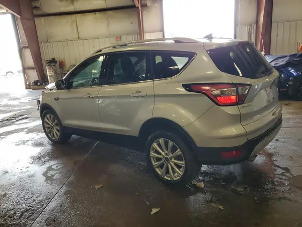 1FMCU0J9XJUA20714 2018 FORD ESCAPE - Image 2