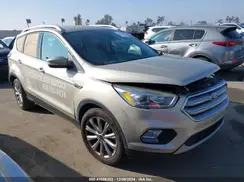 1FMCU0J9XJUB16729 2018 FORD ESCAPE