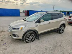1FMCU0J9XJUC31752 2018 FORD ESCAPE