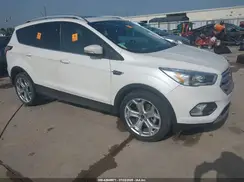 1FMCU0J9XJUD43550 2018 FORD ESCAPE