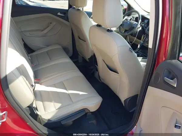 1FMCU0JD0HUA02432 2017 FORD ESCAPE - Image 8