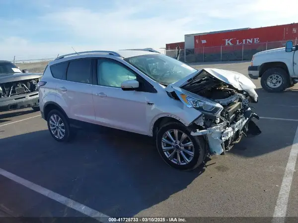 1FMCU0JD0HUA38847 2017 FORD ESCAPE - Image 1