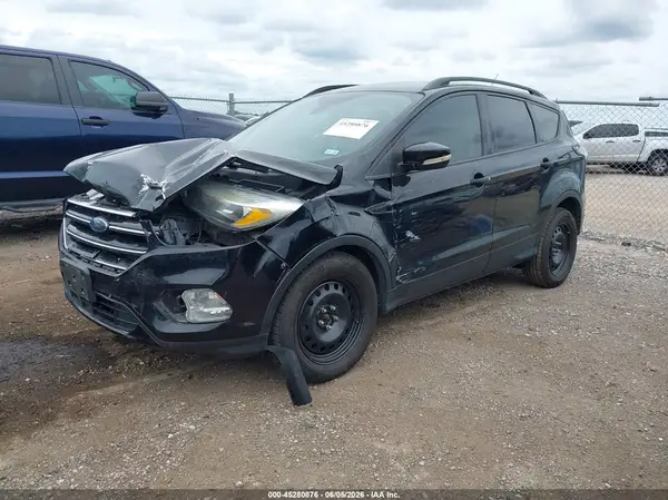 1FMCU0JD0HUC95135 2017 FORD ESCAPE - Image 2