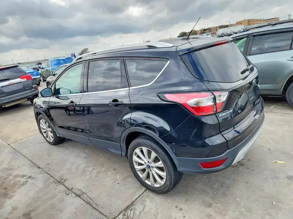1FMCU0JD0HUD51218 2017 FORD ESCAPE - Image 2
