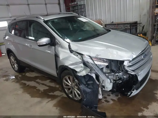 1FMCU0JD0HUE06878 2017 FORD ESCAPE - Image 1