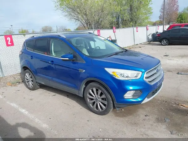 1FMCU0JD1HUA30076 2017 FORD ESCAPE - Image 1