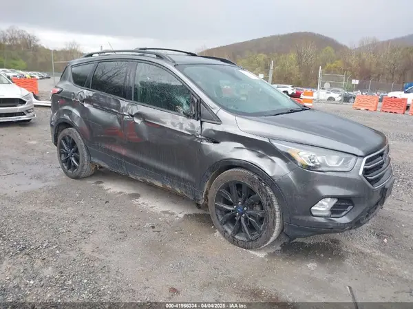 1FMCU0JD1HUA75308 2017 FORD ESCAPE - Image 1