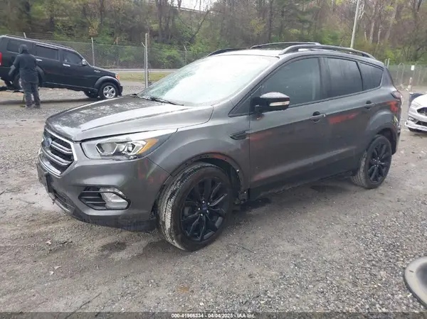 1FMCU0JD1HUA75308 2017 FORD ESCAPE - Image 2