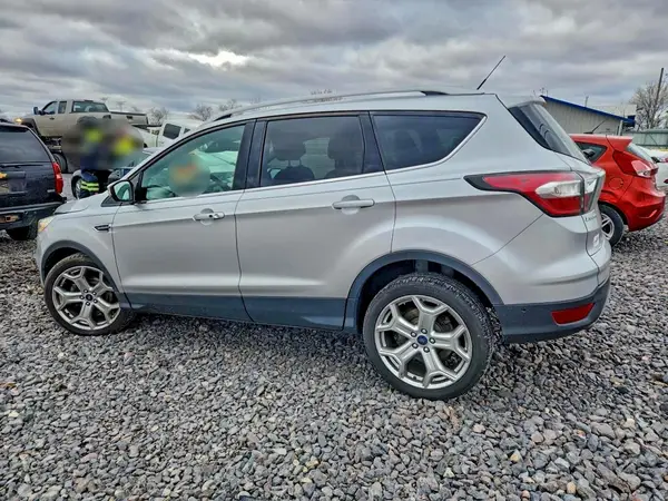 1FMCU0JD1HUB06153 2017 FORD ESCAPE - Image 2