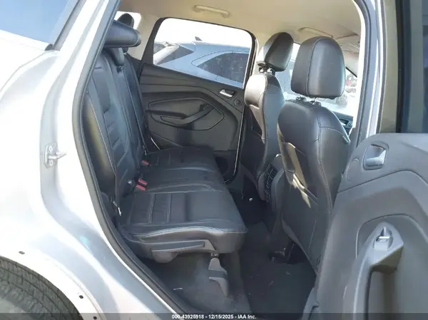 1FMCU0JD1HUB60021 2017 FORD ESCAPE - Image 8