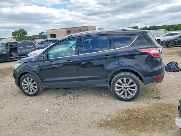 1FMCU0JD1HUC66095 2017 FORD ESCAPE - Image 2