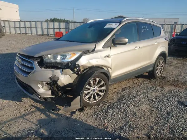 1FMCU0JD1HUD72398 2017 FORD ESCAPE - Image 2