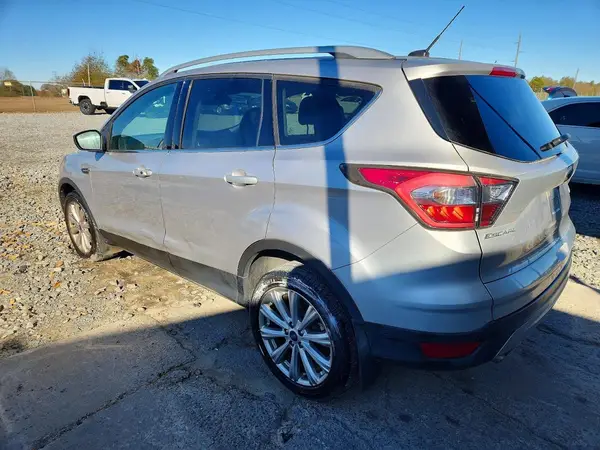 1FMCU0JD2HUA38249 2017 FORD ESCAPE - Image 2