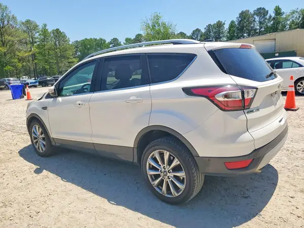 1FMCU0JD2HUA60025 2017 FORD ESCAPE - Image 2