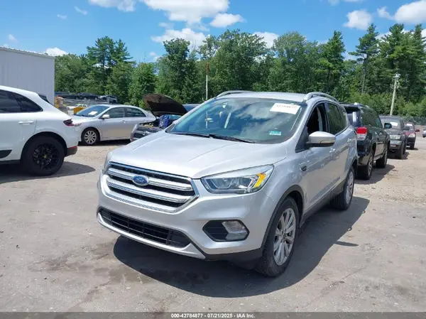 1FMCU0JD2HUB77734 2017 FORD ESCAPE - Image 2
