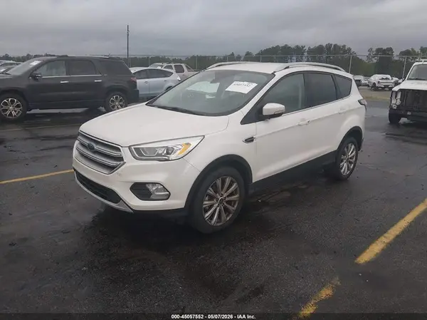1FMCU0JD2HUB85526 2017 FORD ESCAPE - Image 2