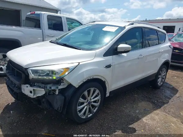 1FMCU0JD2HUC46602 2017 FORD ESCAPE - Image 2