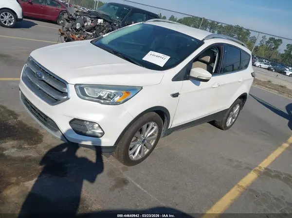 1FMCU0JD2HUC59012 2017 FORD ESCAPE - Image 2