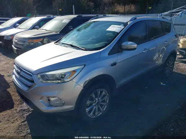 1FMCU0JD2HUD10685 2017 FORD ESCAPE - Image 2