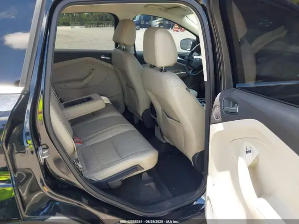 1FMCU0JD2HUF02415 2017 FORD ESCAPE - Image 8