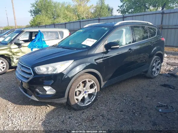 1FMCU0JD3HUA59627 2017 FORD ESCAPE - Image 2